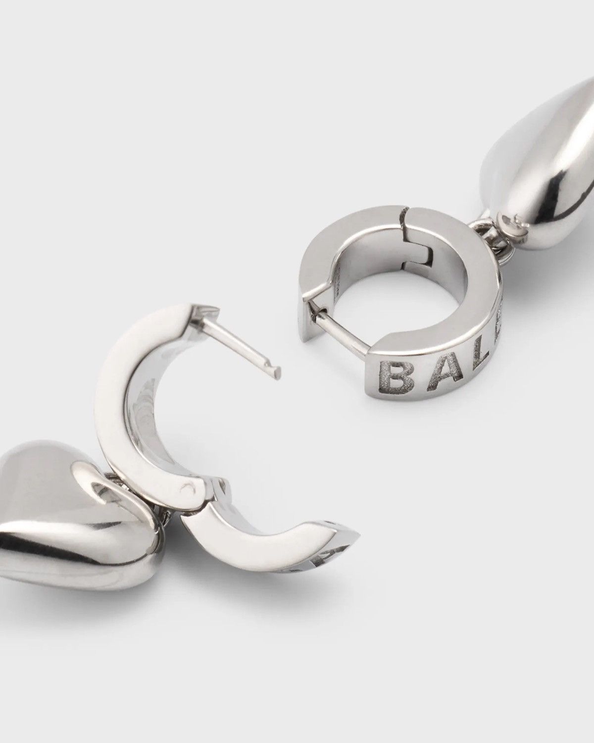 Balenciaga Sharp Heart Earrings in Silver Size ONE SIZE - 2 Thumbnail