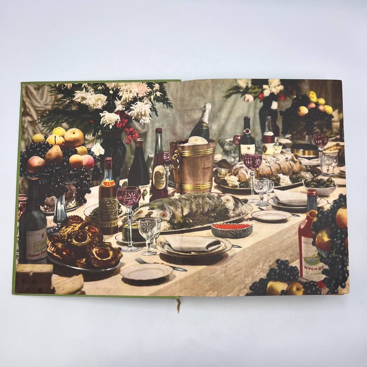 Vintage 1953 Soviet Cuisine Vintage Book Delicious & Healthy Food Size ONE SIZE - 6 Thumbnail