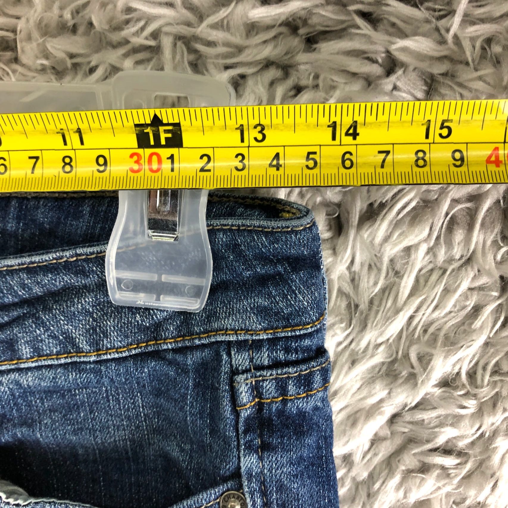 Vintage Charlotte Russe Shorts Womens Size 0 Low Rise Medium Wash Boyfriend Blue Jean Size 27" / US 4 / IT 40 - 2 Thumbnail