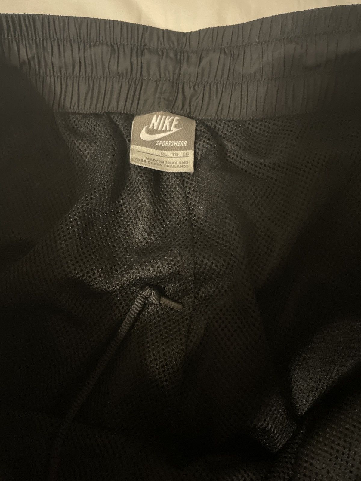 Nike Nike sweatpants size XL Black Size US 34 / EU 50 - 4 Thumbnail