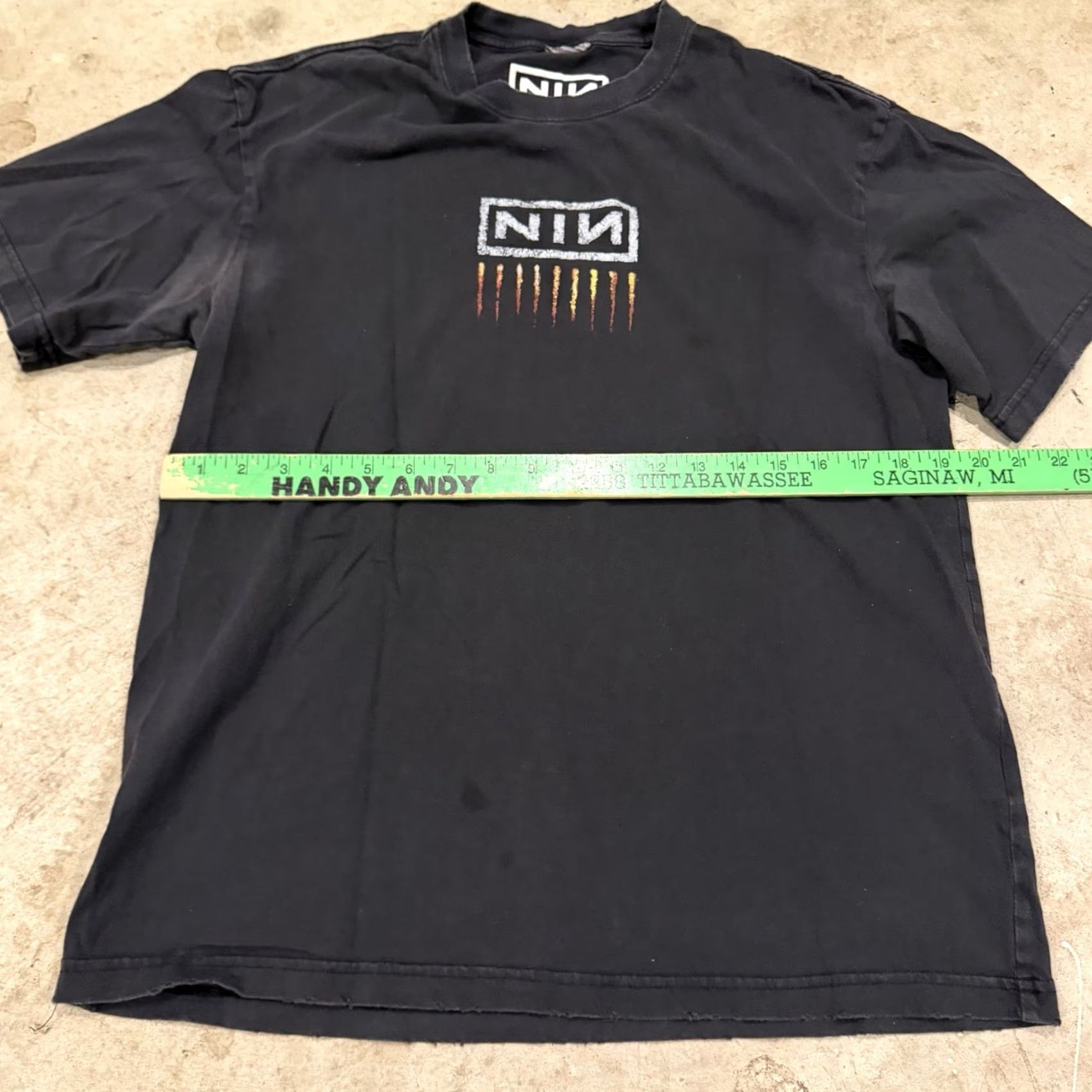 Vintage VINTAGE Nine Inch Nails The Downward Spiral T-Shirt Rock Band Shirt M/L Black Short Sleeve Mens 90s Grunge Punk Gothic Shirt Size US M / EU 48-50 / 2 - 6 Thumbnail