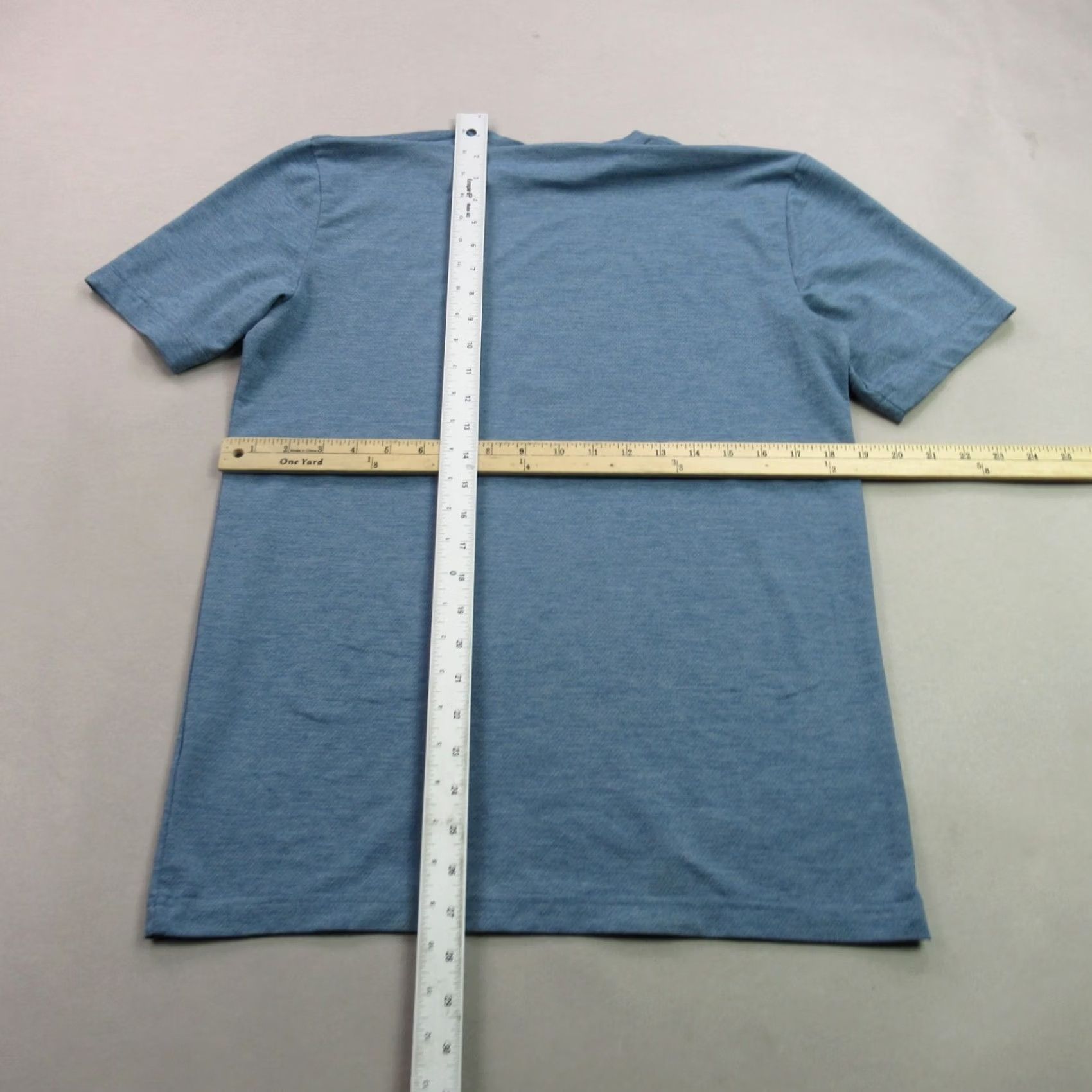 TravisMathew Travis Mathew Shirt Mens Small Short Sleeve Crew Neck Lightweight Blue Shirts Mens Small Short Sleeve Crew Neck Lightweight Blue Size US S / EU 44-46 / 1 - 7 Thumbnail
