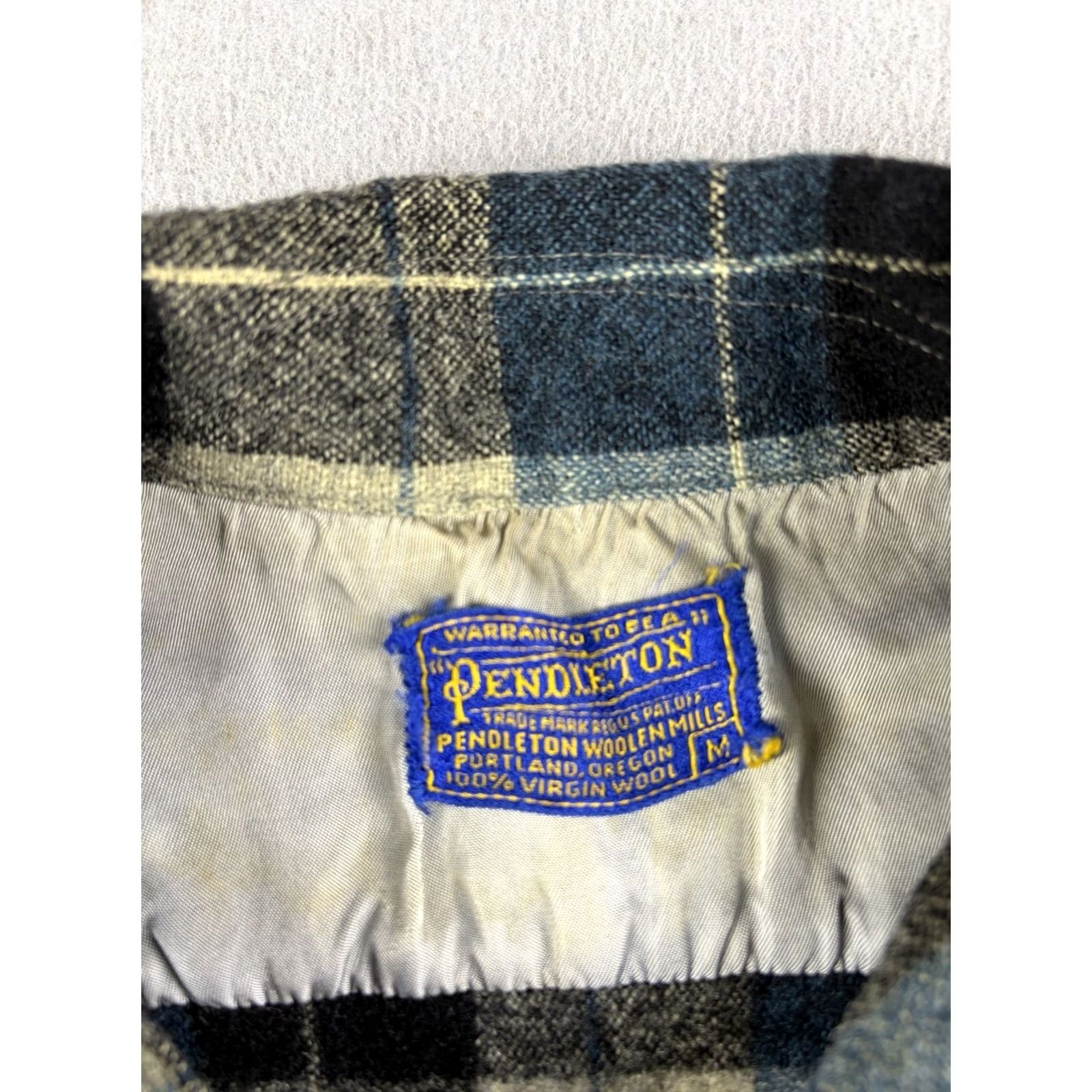 Pendleton VINTAGE Pendleton Board Shirt Blue Plaid 70s Wool Flannel Long Sleeve Button-Up Collared Size M Mens Size US M / EU 48-50 / 2 - 4 Thumbnail