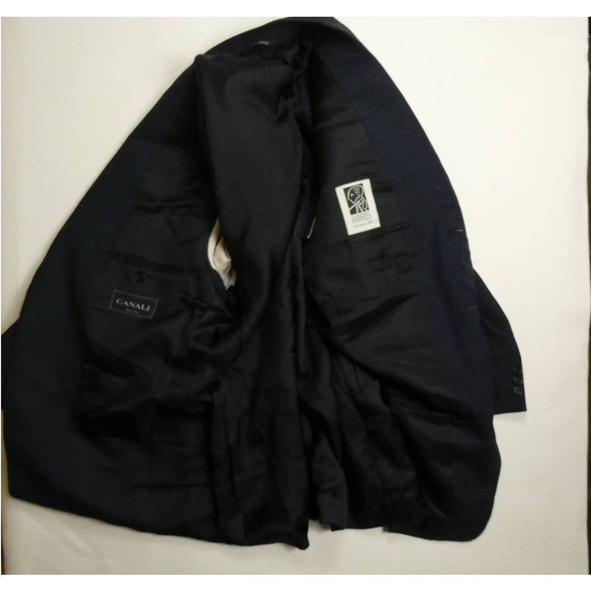 Canali Canali sport coat, 44R, navy, very soft, 100% wool, MINT Size 44R - 2 Thumbnail