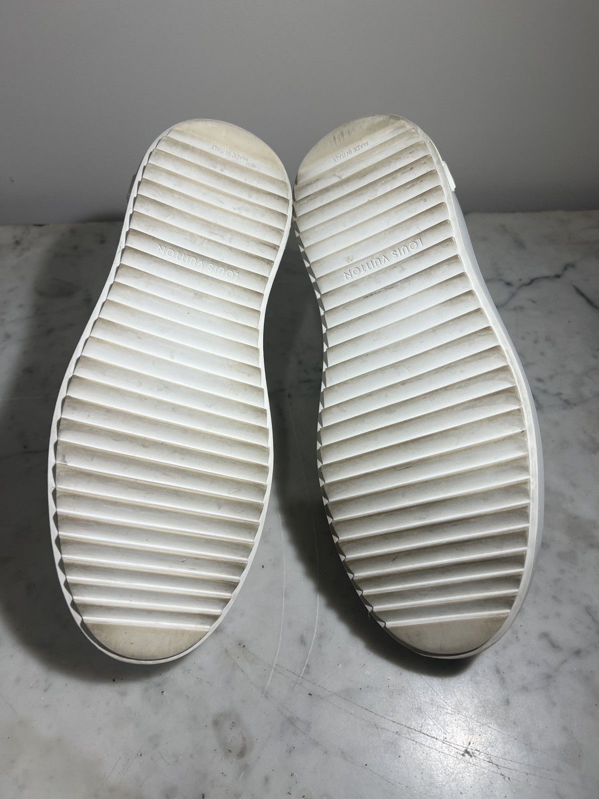 Louis Vuitton Women's Louis Vuitton Time Out Sneaker Size US 8 / IT 38 - 5 Thumbnail