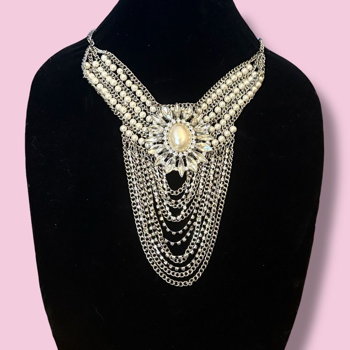 Other RSVP silver tone pearls and rhinestones statement necklace Size ONE SIZE - 1 Thumbnail
