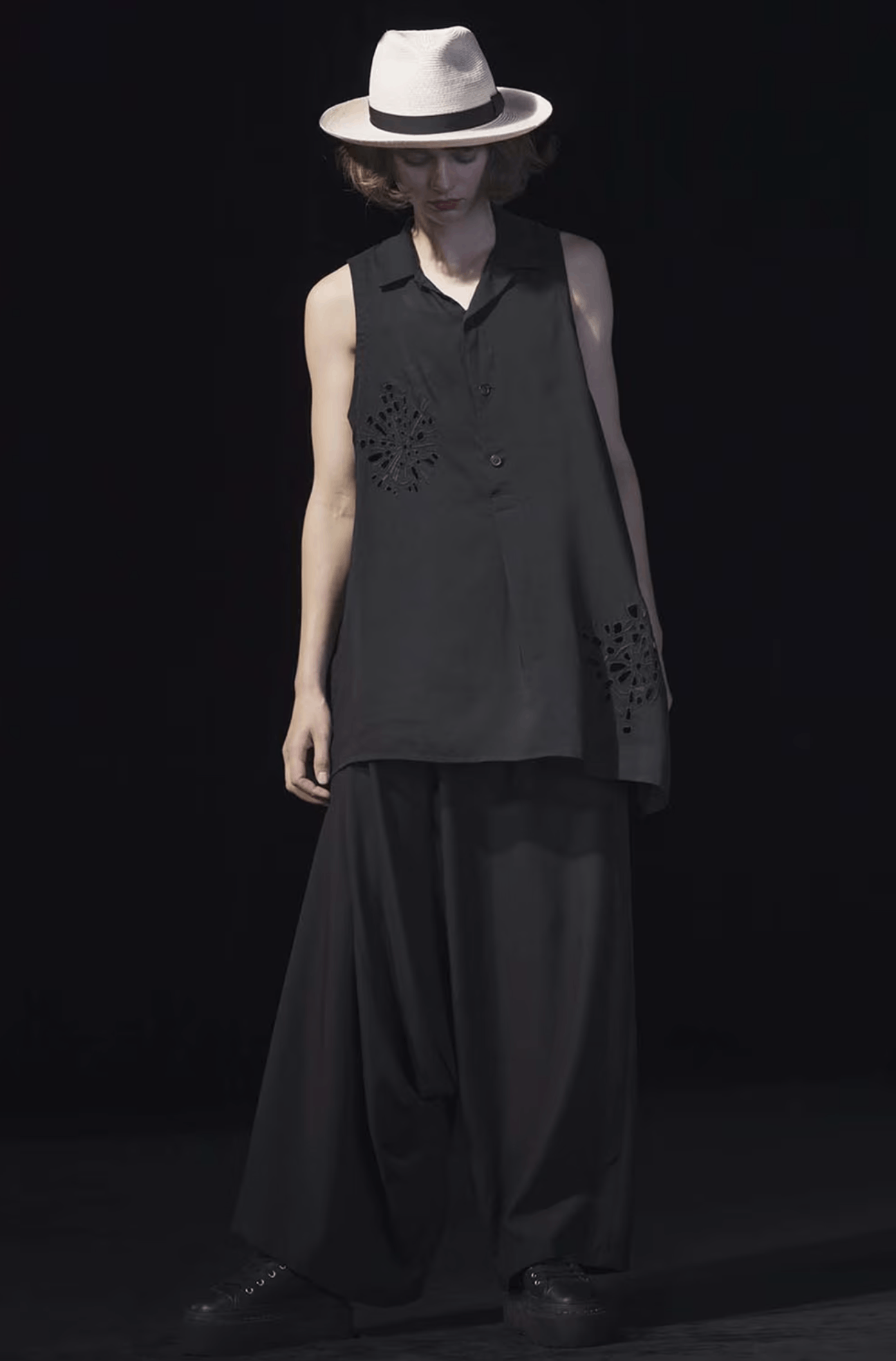 Yohji Yamamoto Yohji Yamamoto Y's - Asymmetrical Pullover Sleeveless Blouse Size S / US 4 / IT 40 - 1 Thumbnail