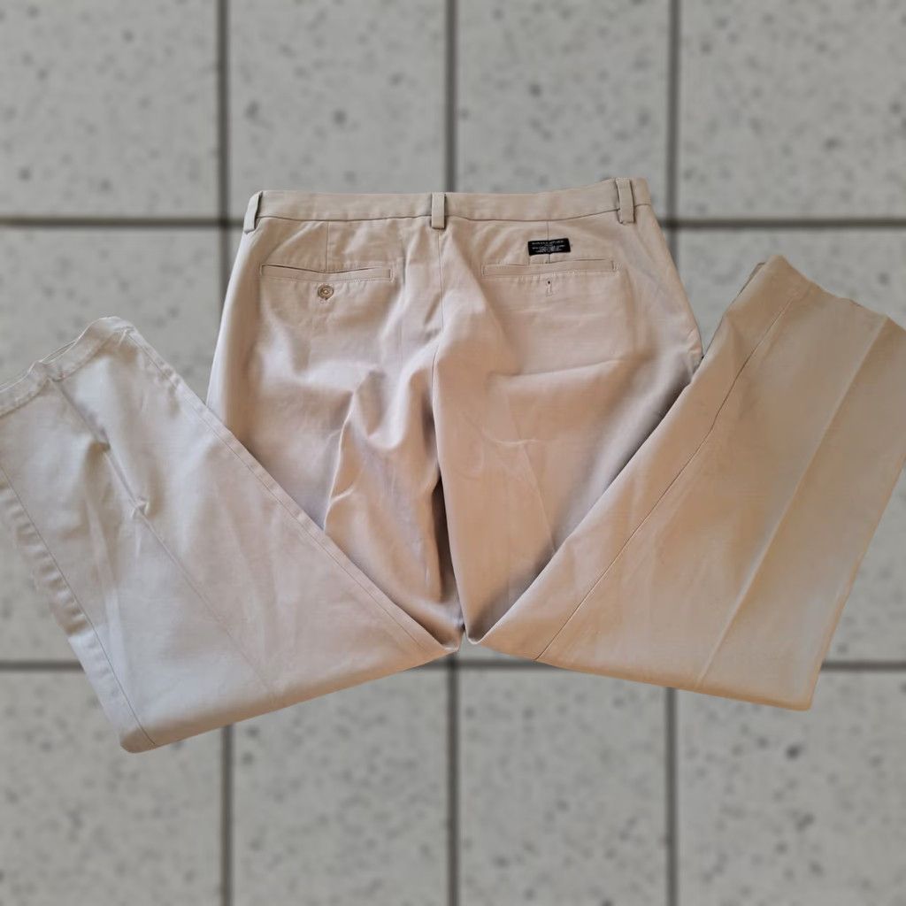 Banana Republic Banana Republic Pants Mens Dress Pants 35x32 Beige Cotton Regular 35 Inseam 32 Chino Trouser Slacks Size US 35 - 1 Thumbnail