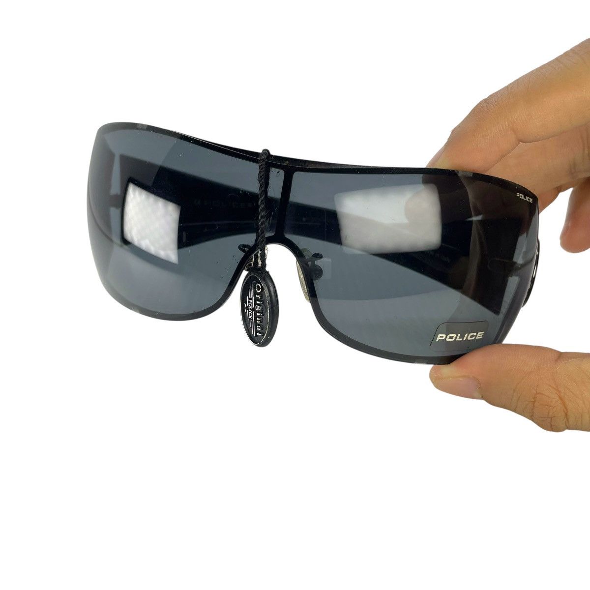 Vintage Vintage Y2K Italy Police S8304 COL.568F Sunglasses Size ONE SIZE - 2 Thumbnail