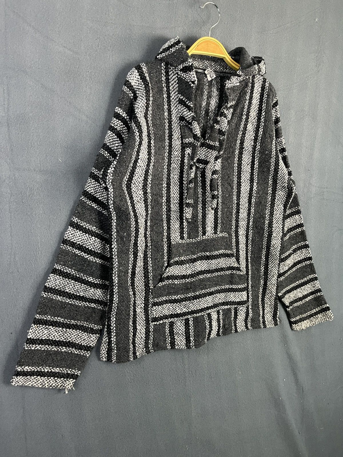 Mexican Threads × Vintage Rare Vintage Sandy Mexican Drug Rugs Hoodie Size US M / EU 48-50 / 2 - 3 Thumbnail