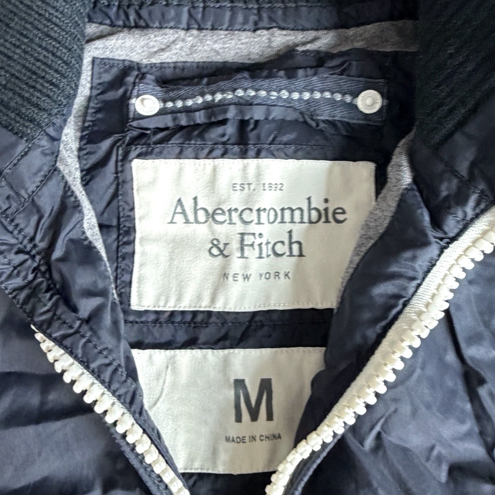 Abercrombie & Fitch VINTAGE Abercrombie & Fitch Jacket Medium Blue Windbreaker Full Zip Y2K Men M Blue Windbreaker Jacket Size US M / EU 48-50 / 2 - 2 Thumbnail