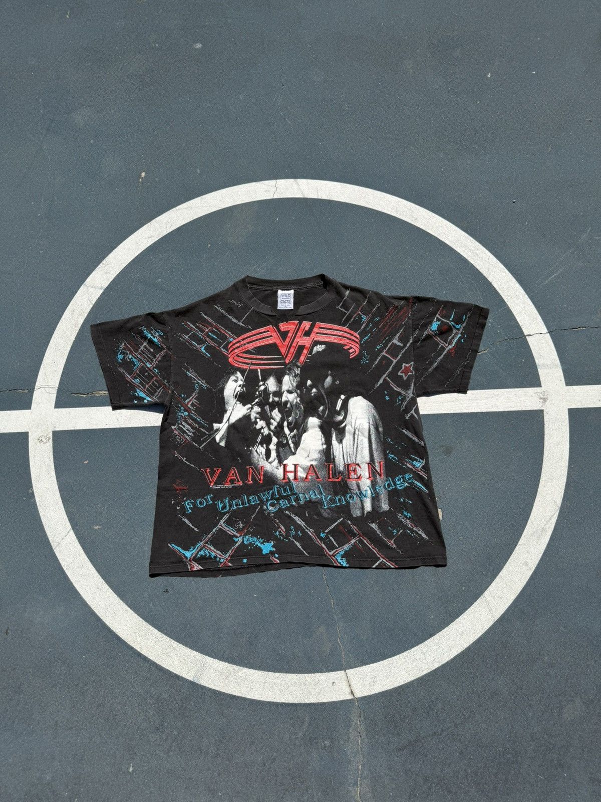 Vintage Vintage 1991 Van Halen Tshirt. Size US XL / EU 56 / 4 - 1 Thumbnail