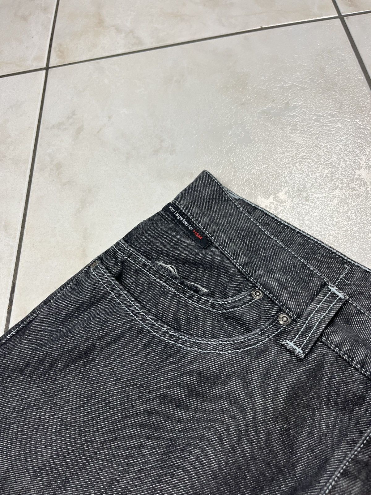 Designer × H&M × Karl Lagerfeld Karl Lagerfeld for H&M dark grey goth denim jeans pants Size US 32 / EU 48 - 9 Thumbnail