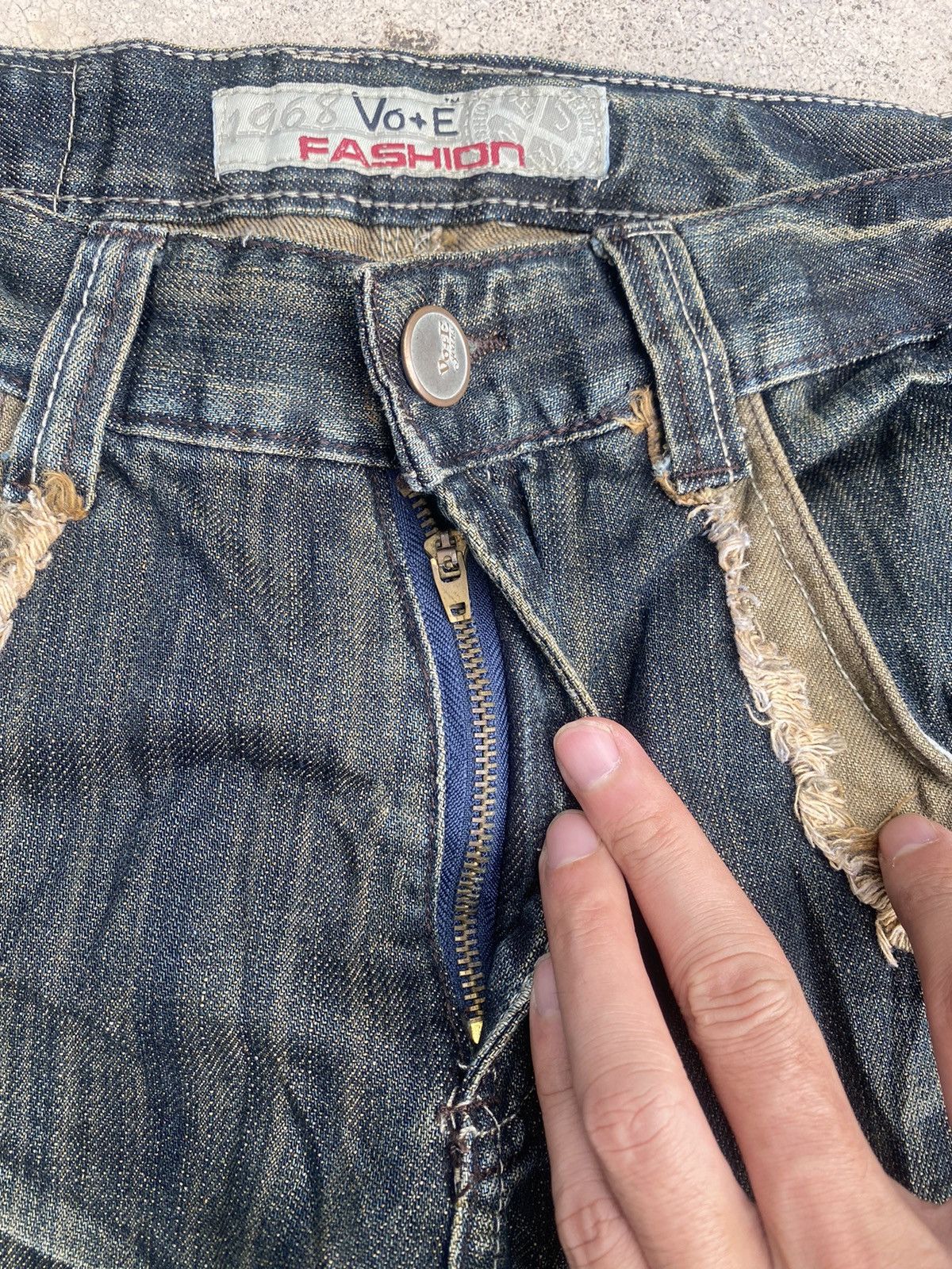 Le Grande Bleu (L.G.B.) Japanese Brand Vo+E Heavy Clawmark Cowboy Style Jeans Size US 32 / EU 48 - 7 Thumbnail