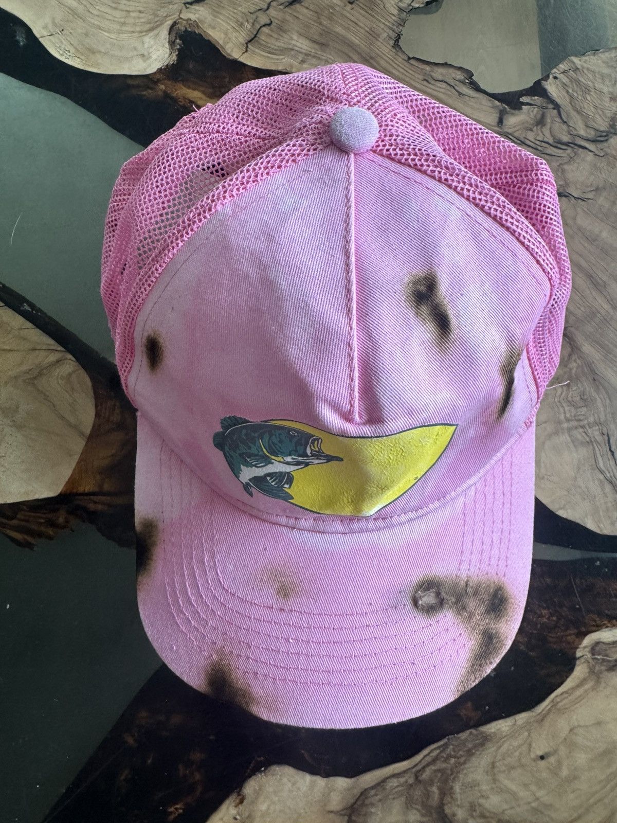 Bass Pro Shops HELL-SCORCHED MISPRINT BASS PRO SHOPS LOGO TRUCKER CAP RARE Size ONE SIZE - 6 Thumbnail