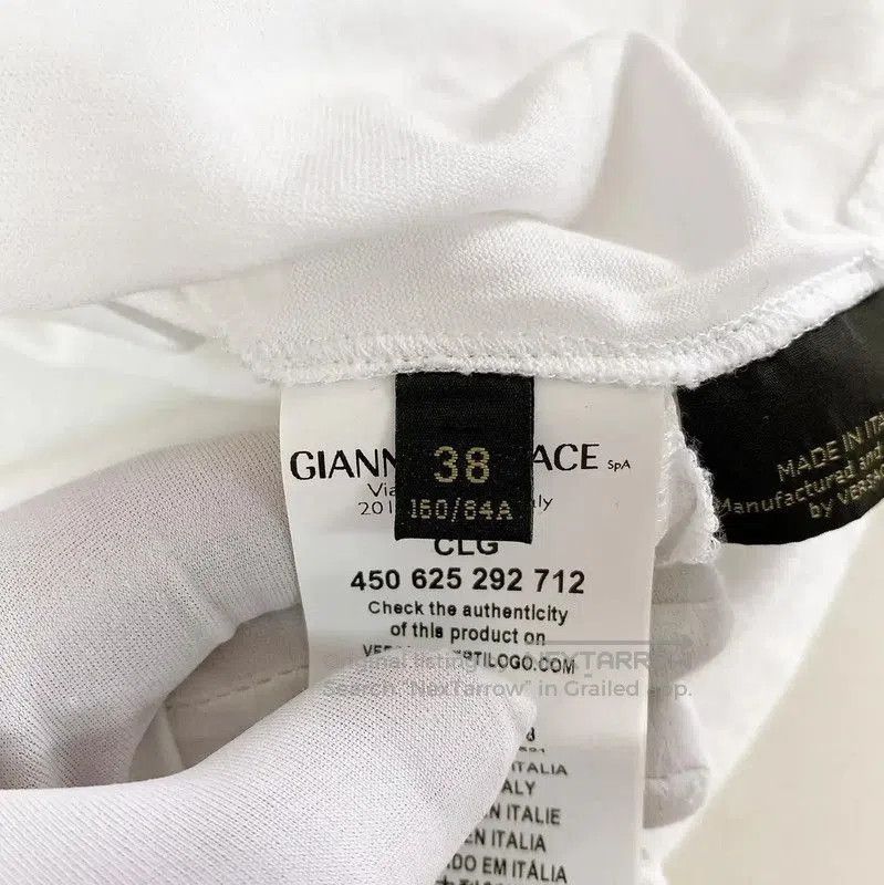 Versace Versace White Logo Cotton T-shirt for Women . Size M / US 6-8 / IT 42-44 - 6 Thumbnail