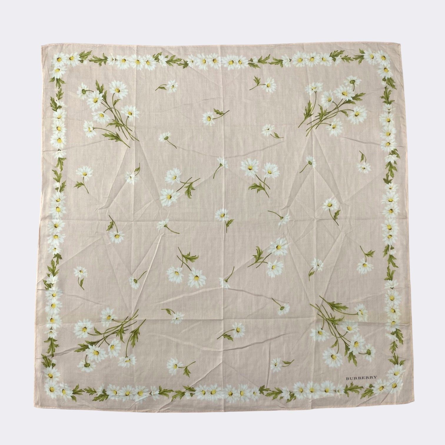 Burberry Vintage Burberry Handkerchief Neckerchief Bandana H119R Size ONE SIZE - 1 Thumbnail