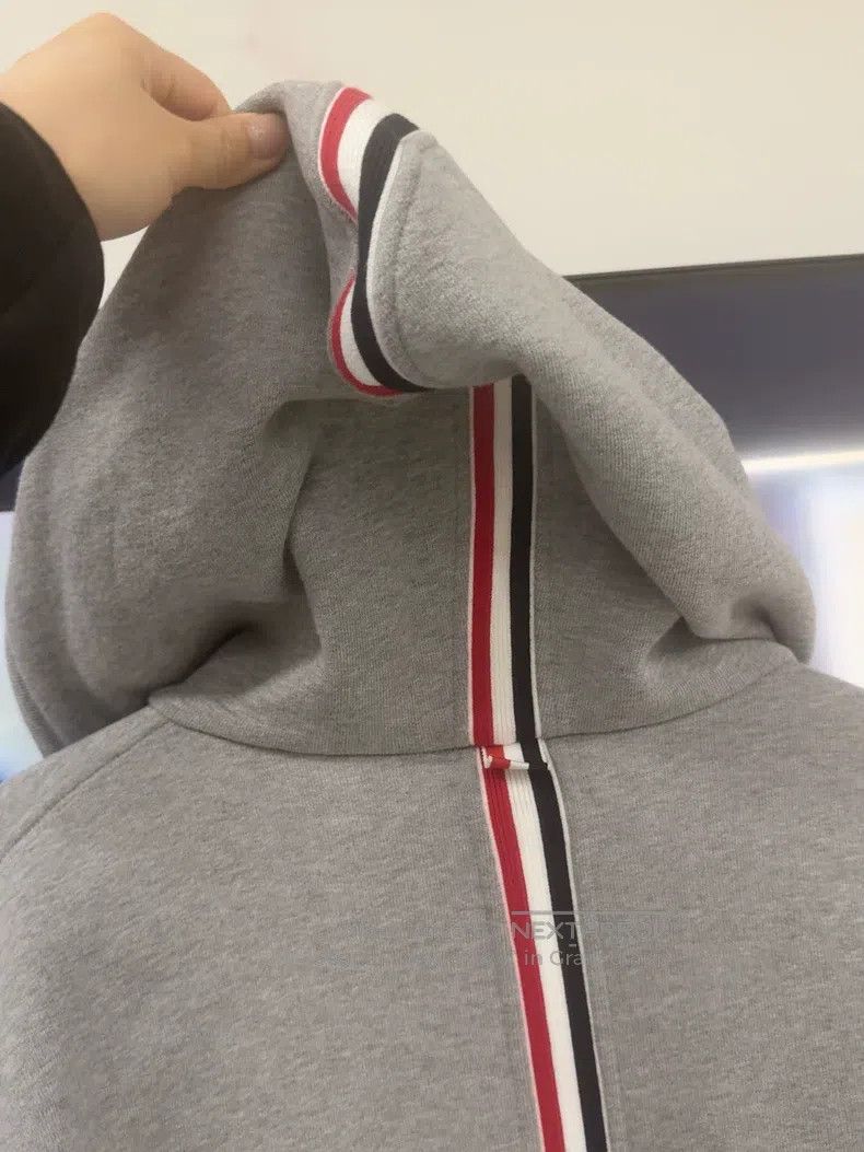 Thom Browne Thom Browne Hooded Zip-Up Jacket Size US L / EU 52-54 / 3 - 7 Thumbnail