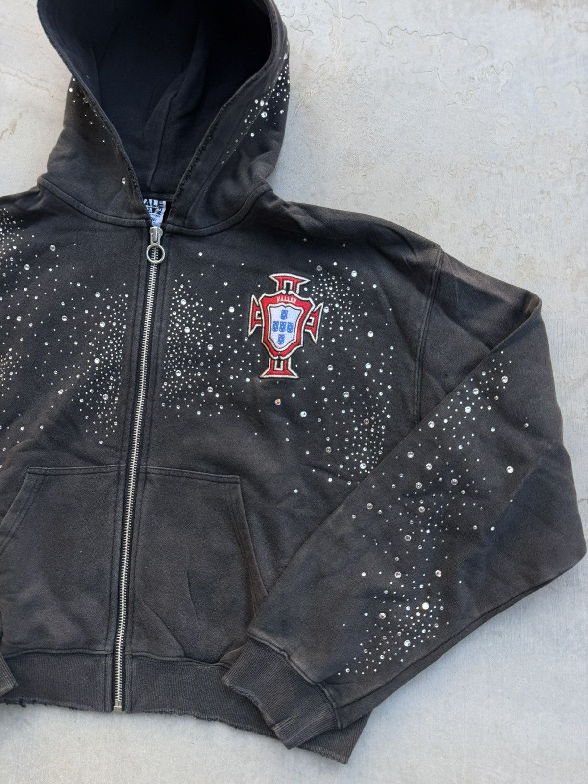 Vale Vale Forever Pluto Cluster Zip Up Hoodie Black Medium New Size US M / EU 48-50 / 2 - 3 Thumbnail