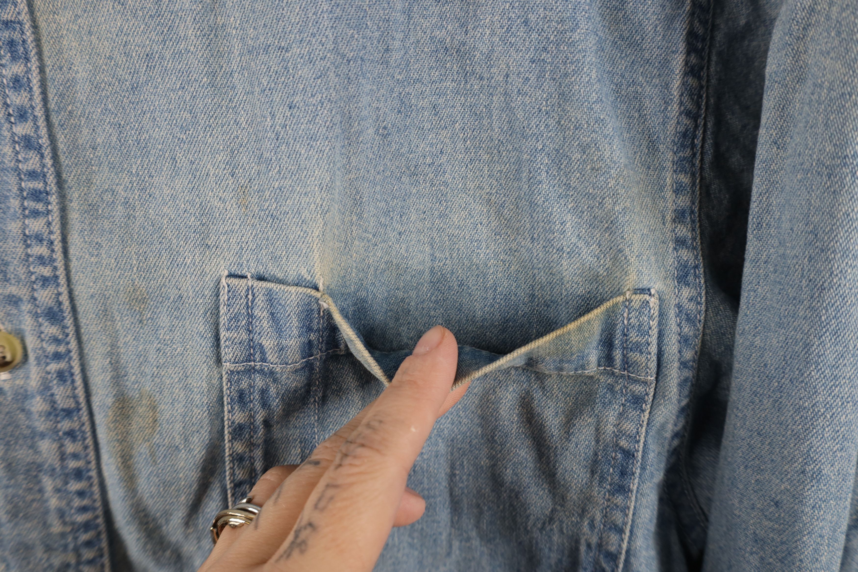 Vintage Vintage 90s Streetwear Bee Denim Jean Button Down Shirt Blue Size US XS / EU 42 / 0 - 6 Thumbnail