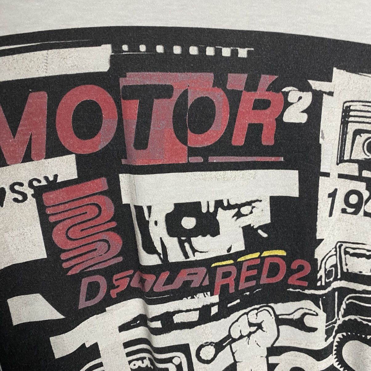 Dsquared2 Designer Dsquared2 Big Graphic Logo y2k opium tee size S Size US S / EU 44-46 / 1 - 4 Thumbnail