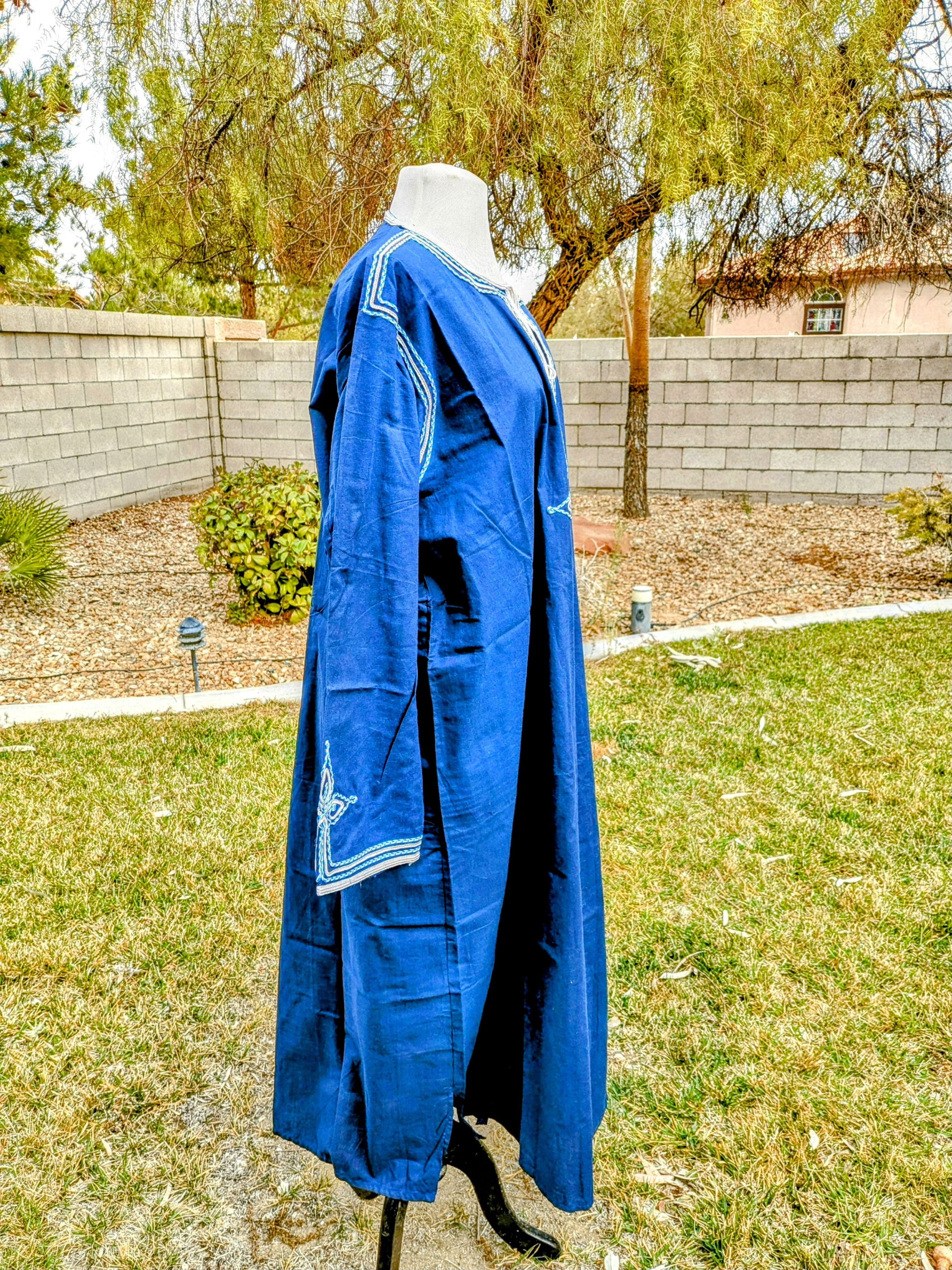 Designer Jubba/Kimono/Kaftan/Paofu/Thobe/Cassock Robe Embroidered Size S / US 4 / IT 40 - 3 Thumbnail