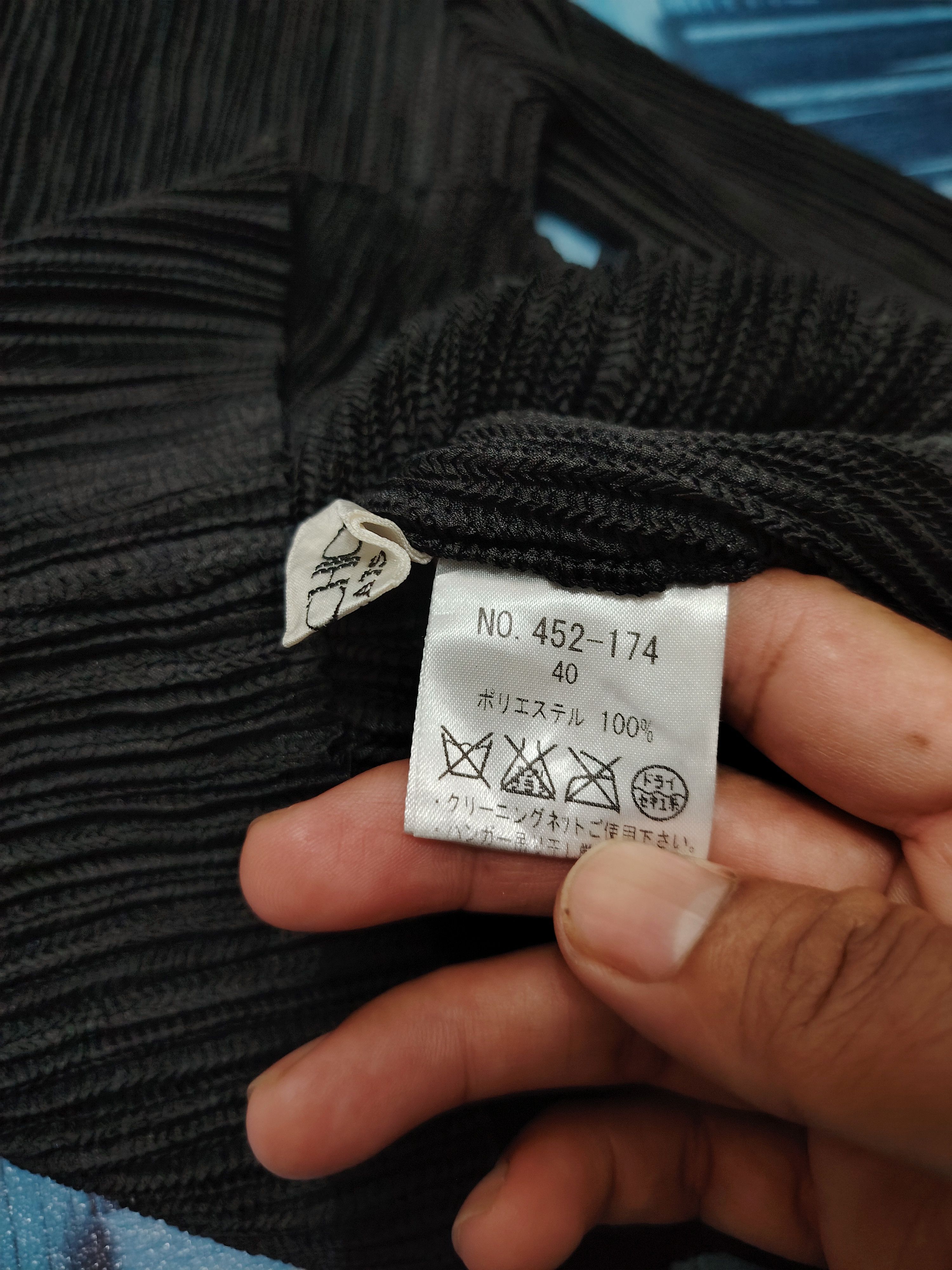 Issey Miyake × Japanese Brand × Pleats Please Issey Miyake Japanese SPECCHIO Pleats Please design issey miyake top Size XS / US 0-2 / IT 36-38 - 12 Thumbnail
