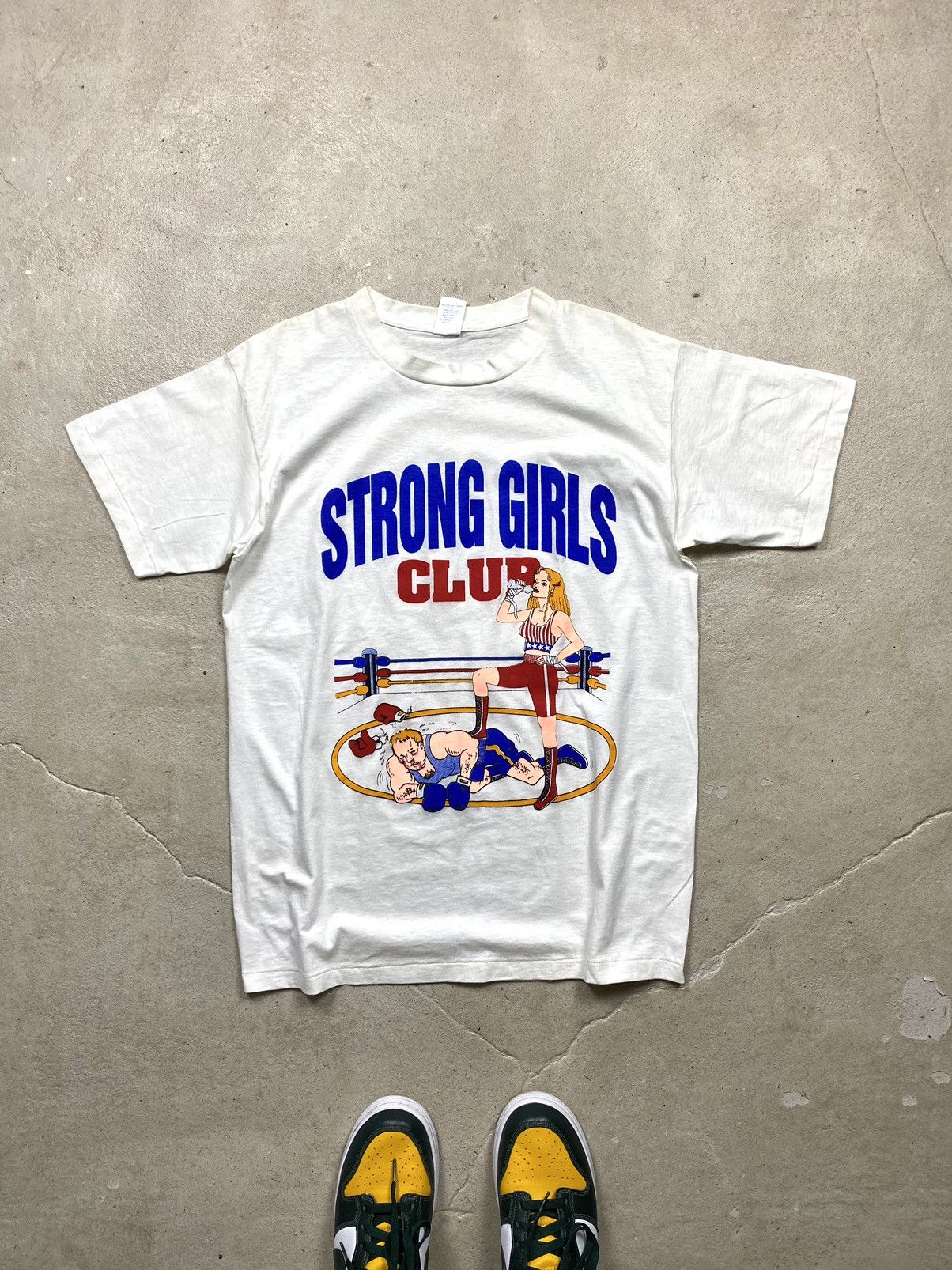 Band Tees Rare! 90’s Vintage Strong Girls Club Art T Shirt Humor Size US L / EU 52-54 / 3 - 1 Thumbnail