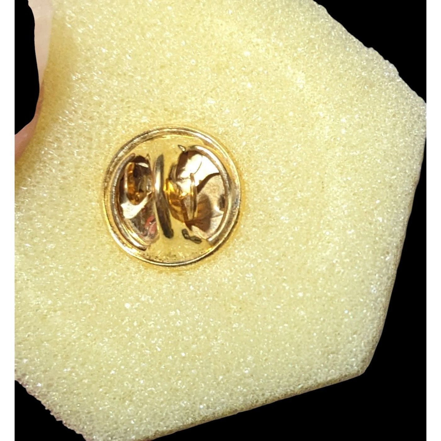 Other Minimalist Silver And Gold Tone Elephant Lapel Pin Size ONE SIZE - 5 Thumbnail