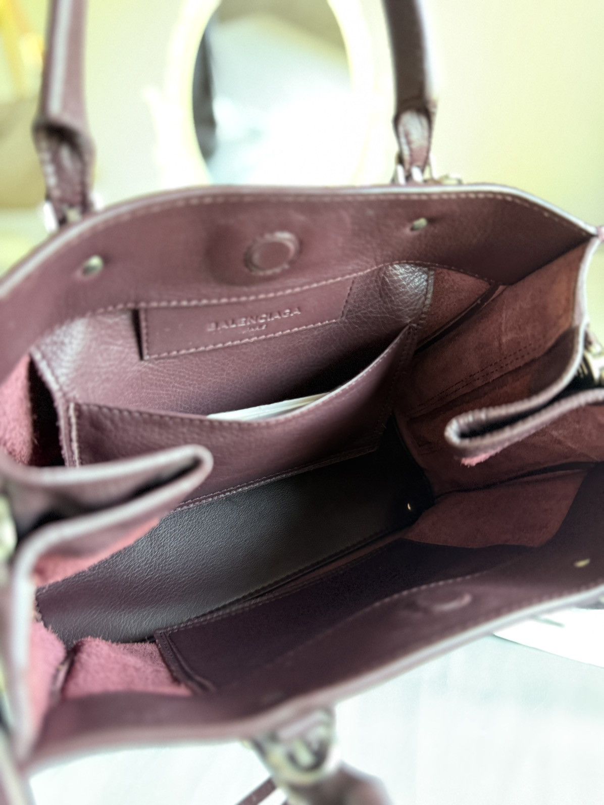 Balenciaga Authentic BALENCIAGA Mini Papier A4 Tote Burgundy Calfskin Size ONE SIZE - 9 Thumbnail