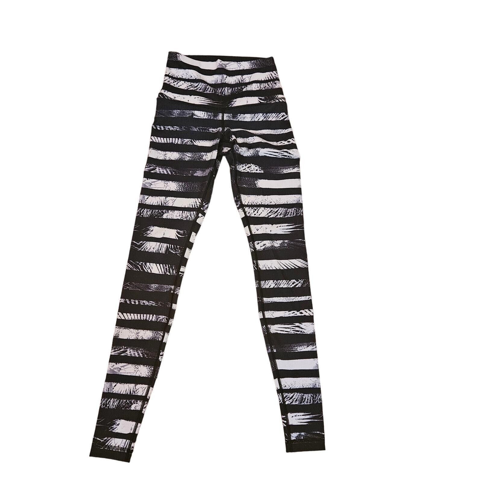 Designer Lululemon Zebra Print High Times Ankle Leggings Size 4 Size 27" / US 4 / IT 40 - 2 Thumbnail