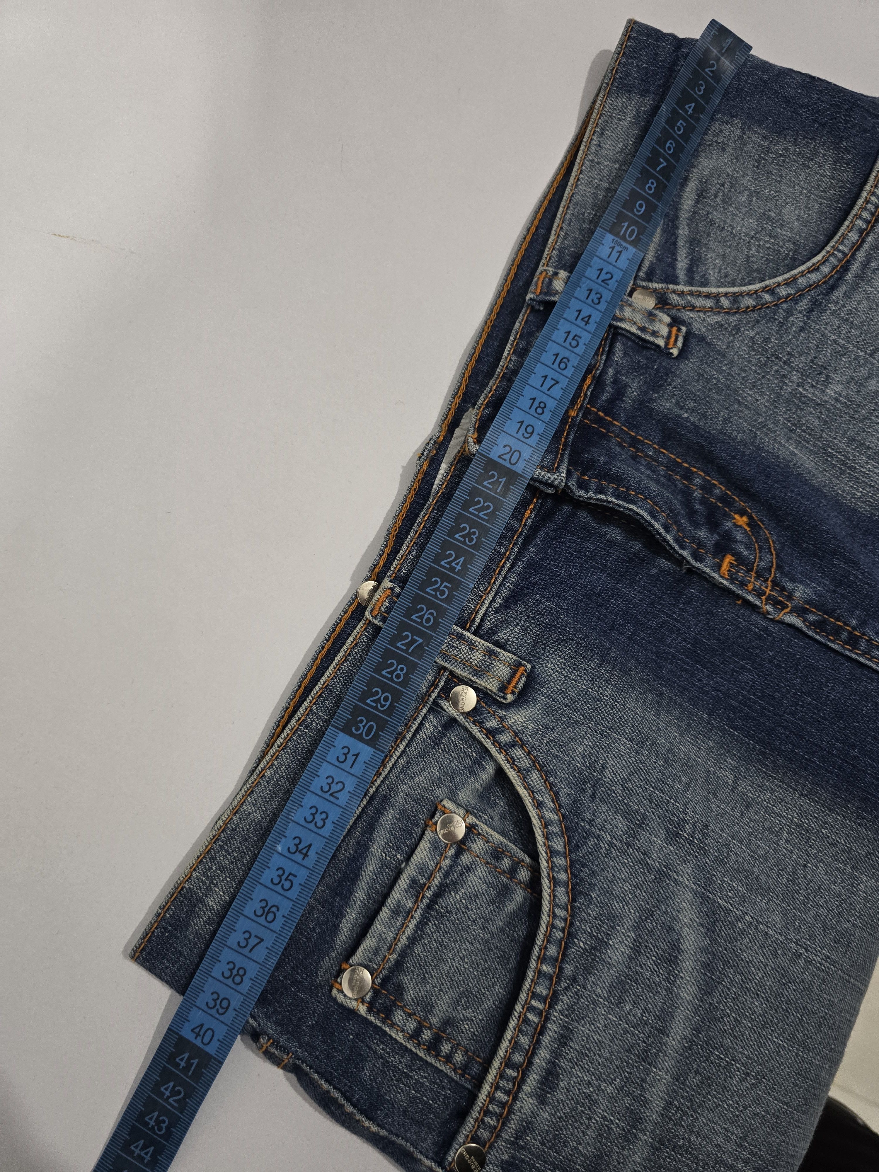 Iceberg ICEBERG, denim mini skirt VINTAGE, RARE , FITS medium Size 30" / US 8 / IT 44 - 13 Thumbnail