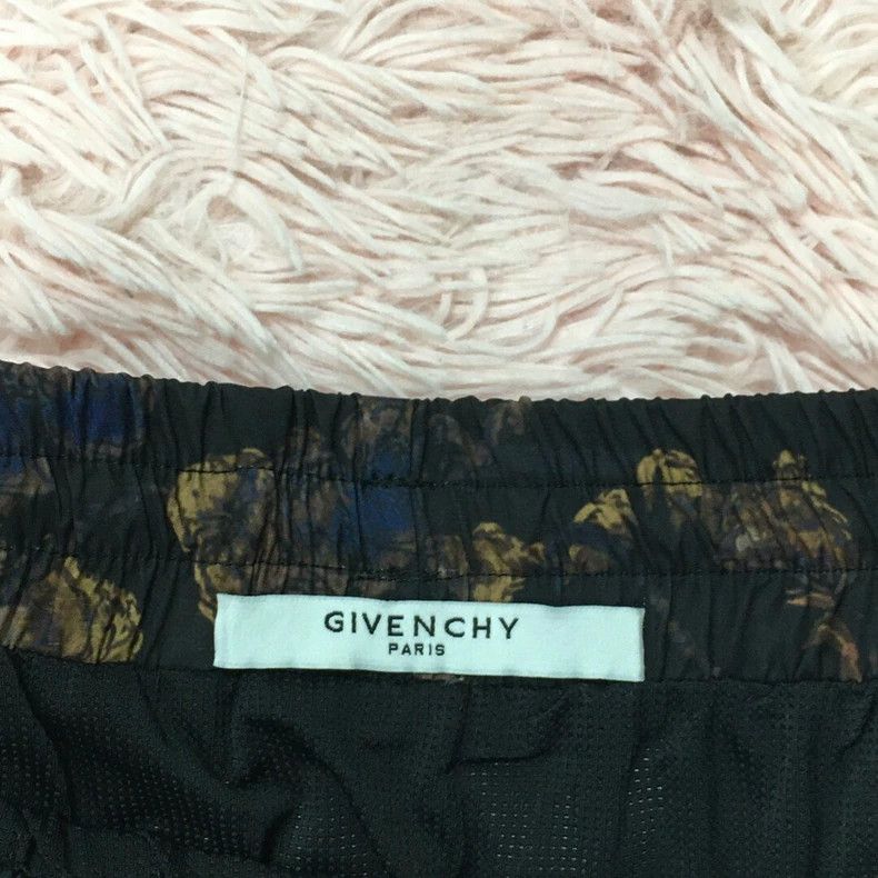 Givenchy Givenchy SizeL Trendy shorts men's summer thin five minutes Size US 32 / EU 48 - 3 Thumbnail