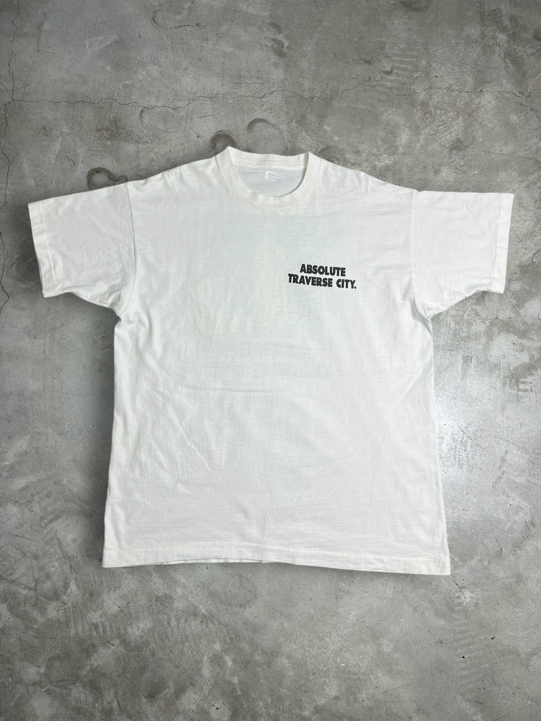 Vintage Vintage Absolute Traverse City Promo Graphic Tee GTME577 Size US XL / EU 56 / 4 - 4 Thumbnail