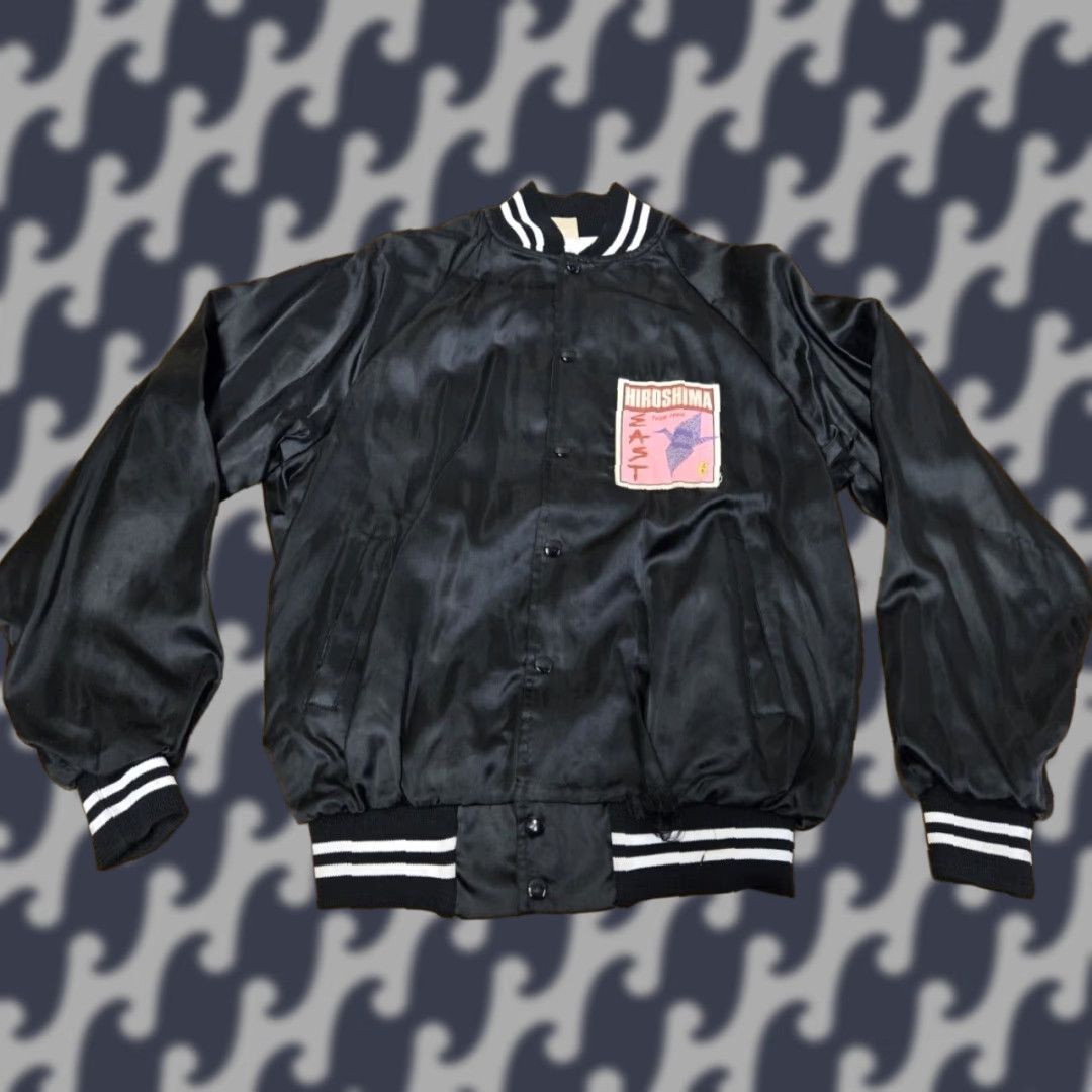 Vintage VINTAGE Hiroshima East Tour 1990 Black Medium Jacket Distressed Auburn Sportswear Graphic Print Embroidered Logo Mens Music 1990s Size US M / EU 48-50 / 2 - 1 Thumbnail
