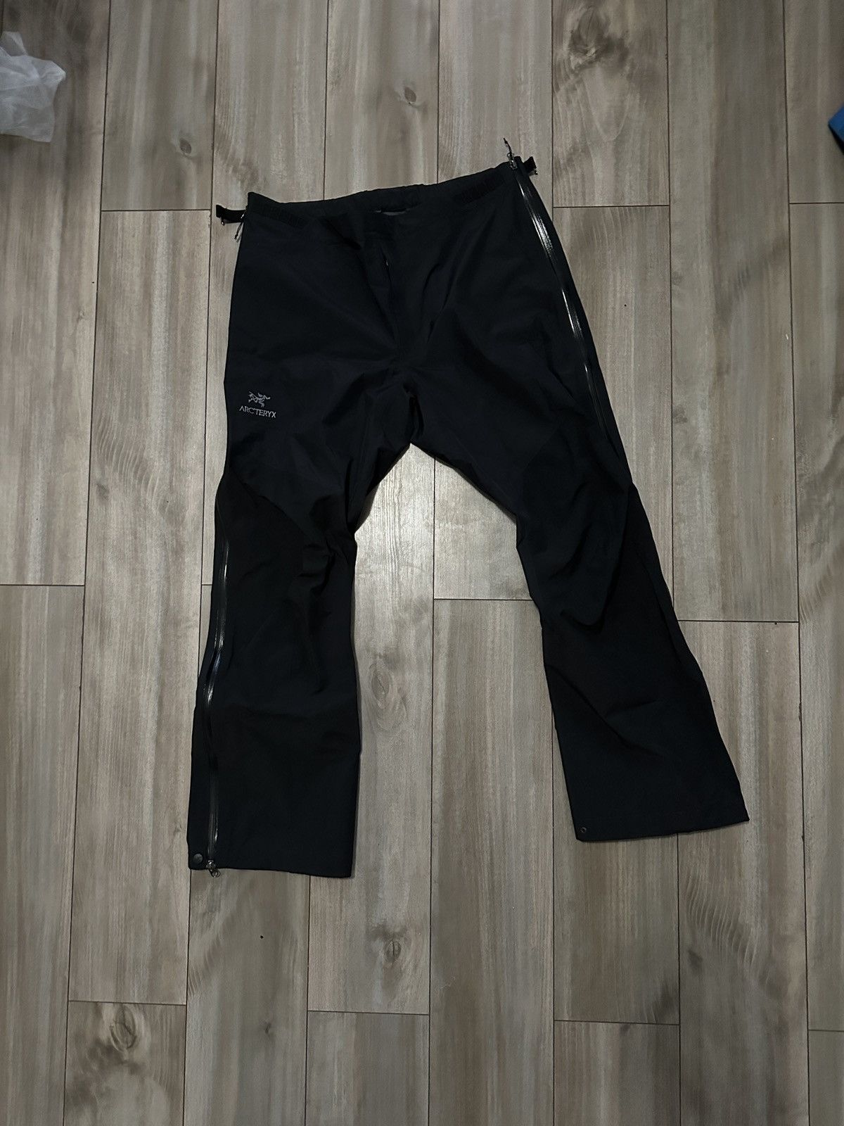 image of Arcteryx Arc Teryx Beta Sl Shell Pants W/ Tags in Black, Men's (Size 36)
