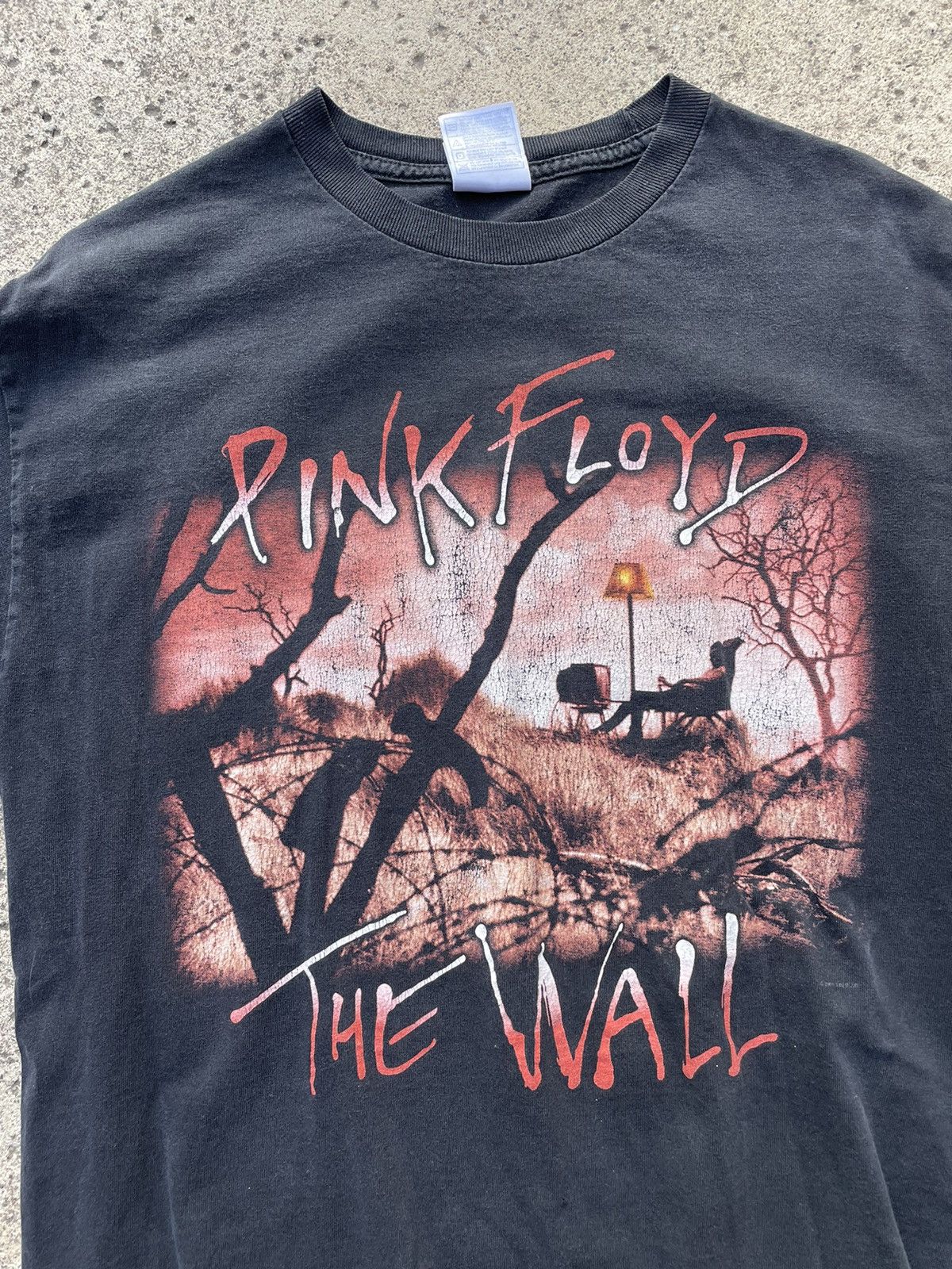 AAA Pink Floyd’s the wall t shirt Size US L / EU 52-54 / 3 - 2 Thumbnail