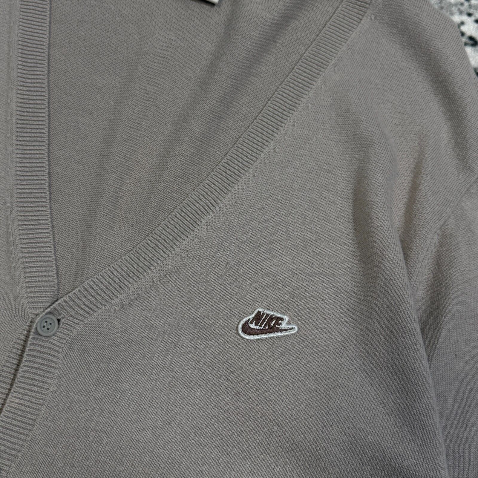Nike × Vintage Vintage Nike Unisex Gray Cotton Sweater Cardigan Size L Size US L / EU 52-54 / 3 - 3 Thumbnail