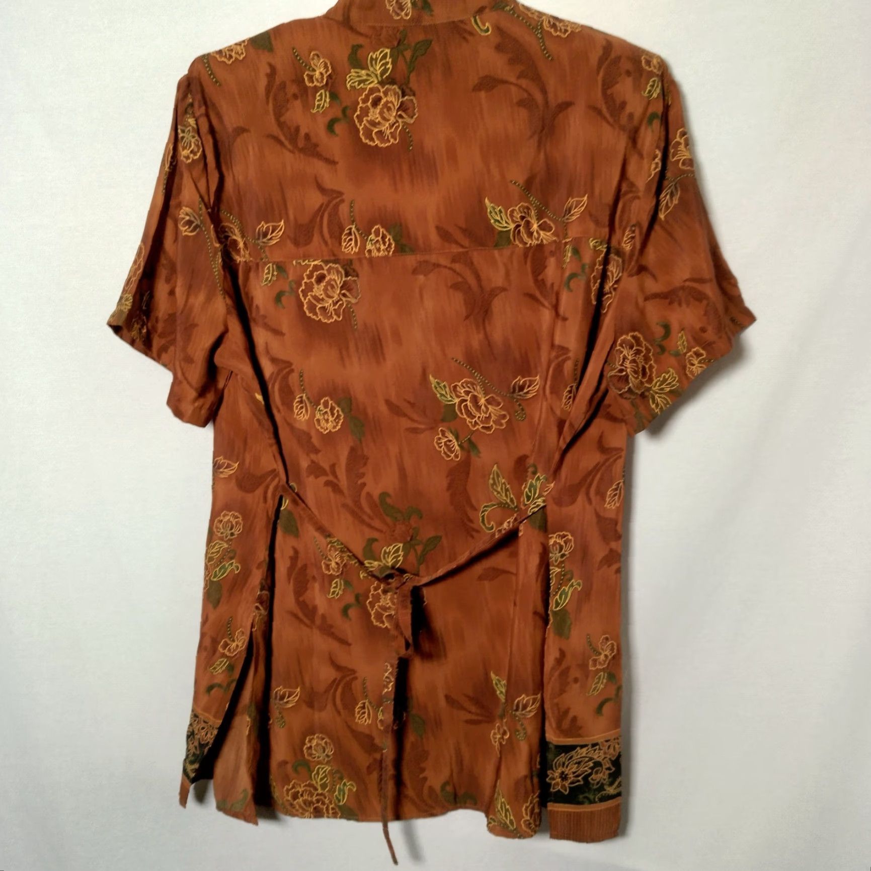 Vintage VINTAGE Momentum Blouse Plus Size 2X Brown Floral Button Tie Back Short Sleeve V Neck 90s Womens Size XXL / US 16-18 / IT 52-54 - 2 Thumbnail