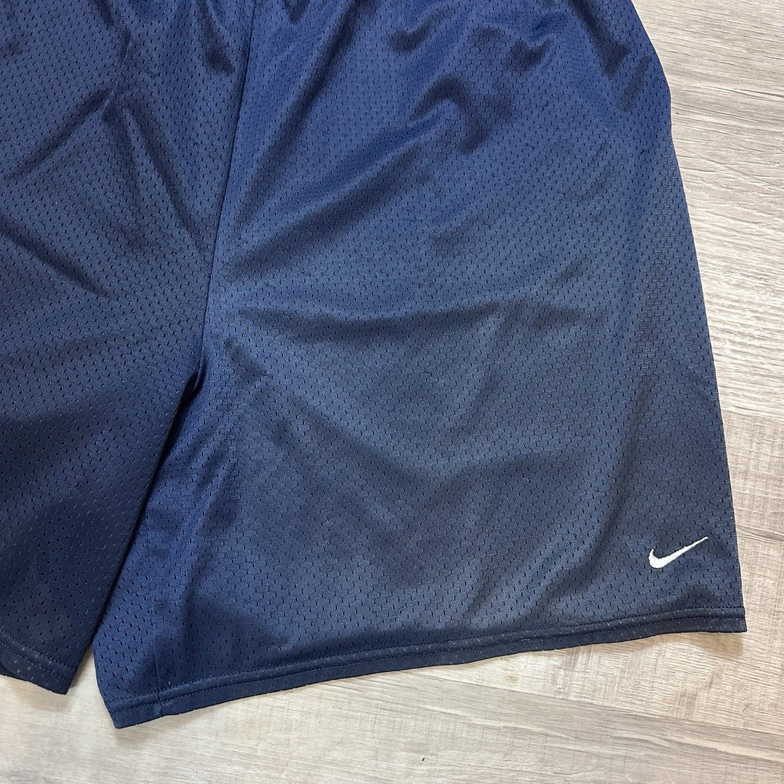 Nike Nike Navy Blue Black Tag Mesh Shorts Hoops Mens Large Y2K Size US 32 / EU 48 - 3 Thumbnail