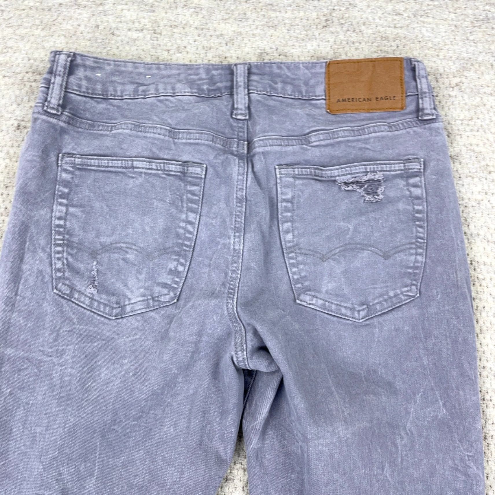 American Eagle Outfitters American Eagle Jeans Men Slim Straight 31x34 Gray Distressed Holes Rips Airflex 5-Pocket Denim Cotton Blend Ship New? Size US 31 - 5 Thumbnail