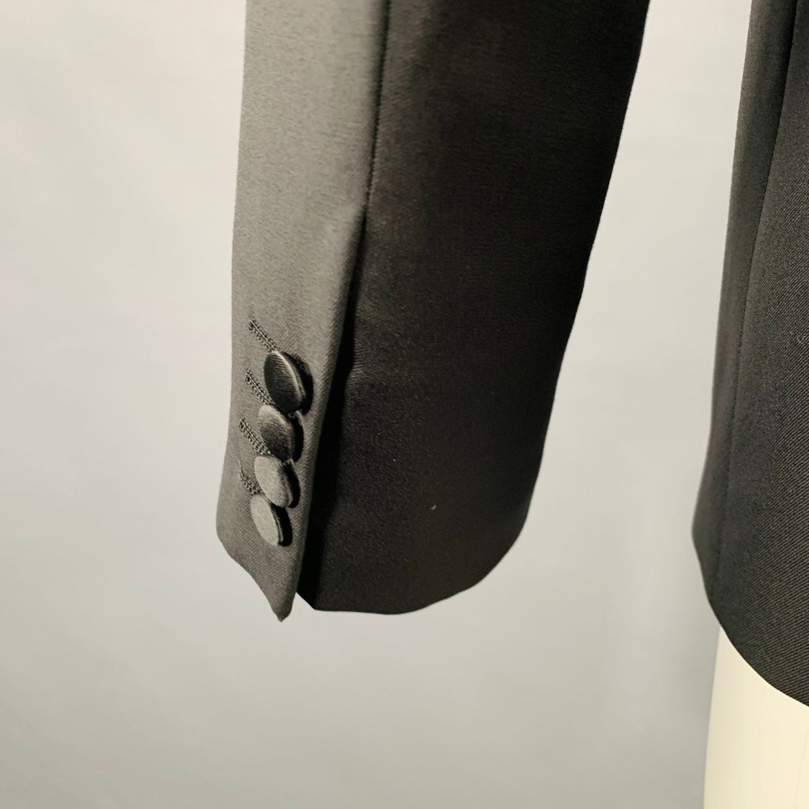 Calvin Klein Size 36 Black Wool Peak Lapel Sport Coat Size 36R - 4 Thumbnail