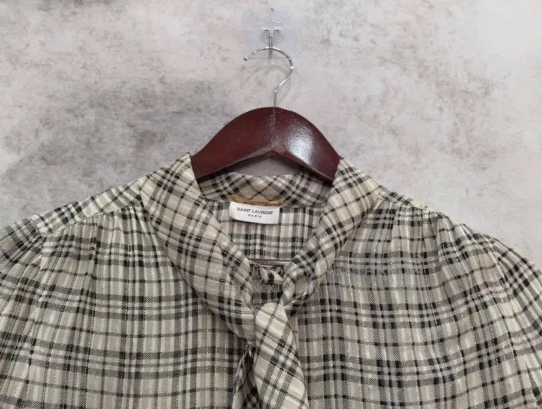 Yves Saint Laurent YSL Plaid Button. Size US S / EU 44-46 / 1 - 6 Thumbnail