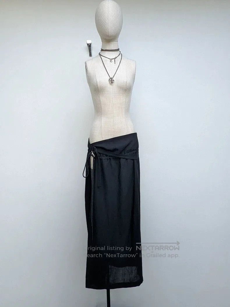 Ann Demeulemeester ann demeulemeester women's wool skirt . Size 28" / US 6 / IT 42 - 2 Thumbnail