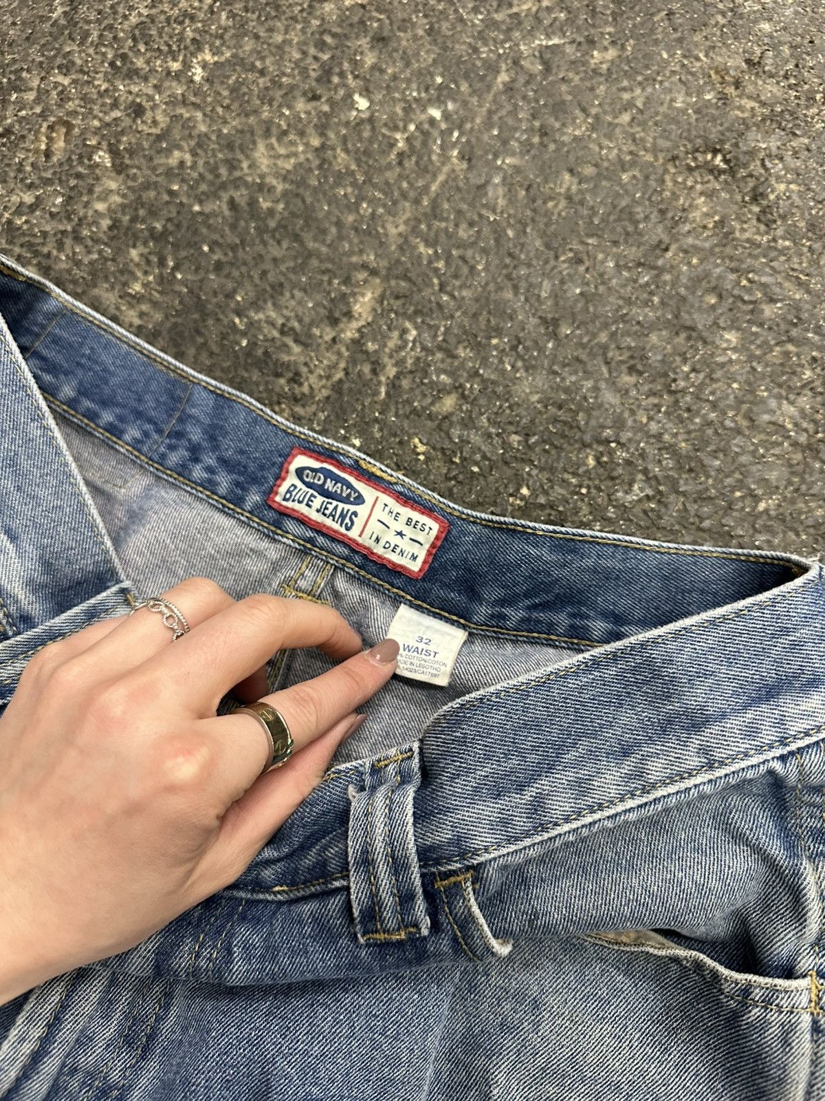 Old Navy Y2K cargo jorts Size US 32 / EU 48 - 5 Thumbnail