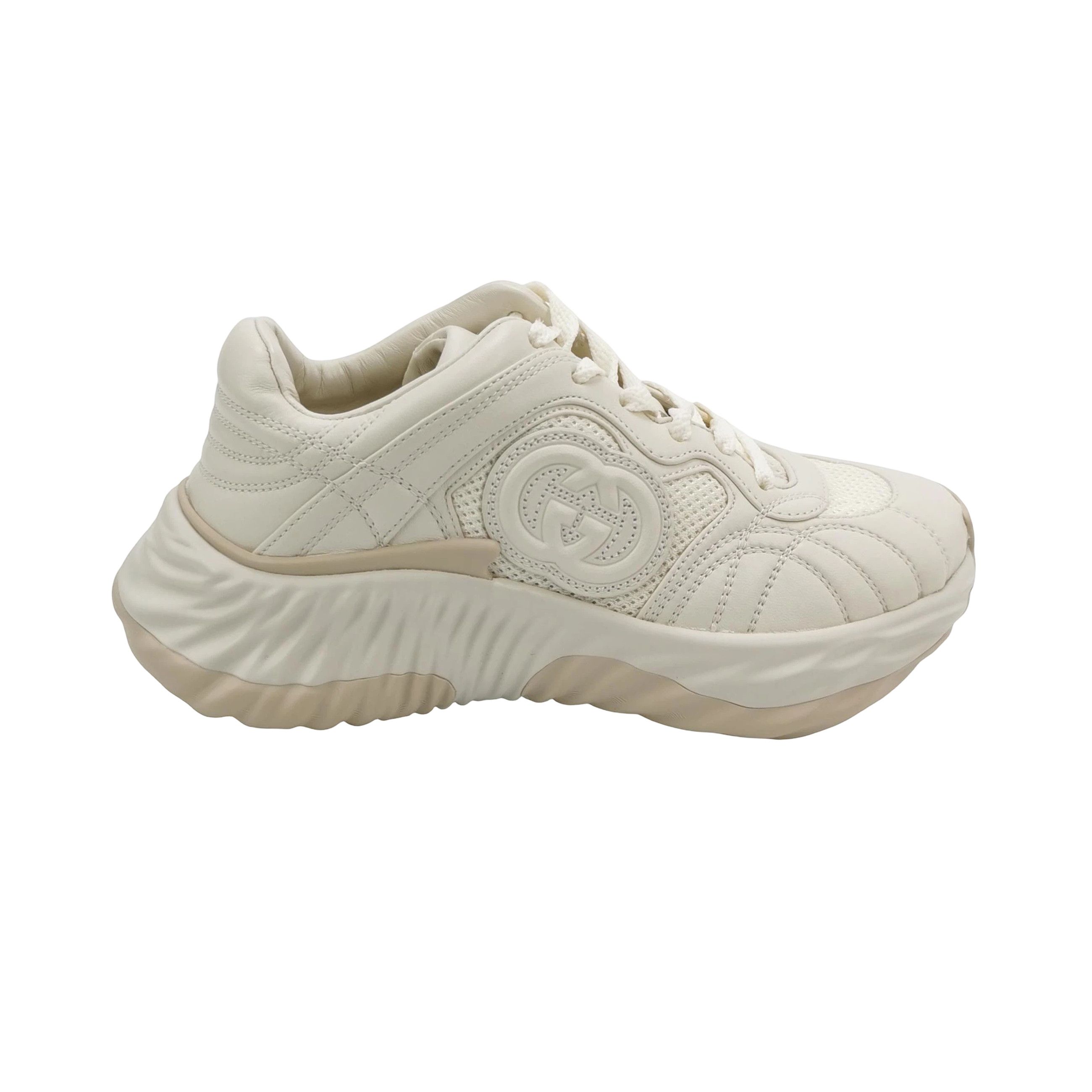 Gucci Gucci Women 5 Lowtop Sneakers Size US 5 / IT 35 - 1 Thumbnail