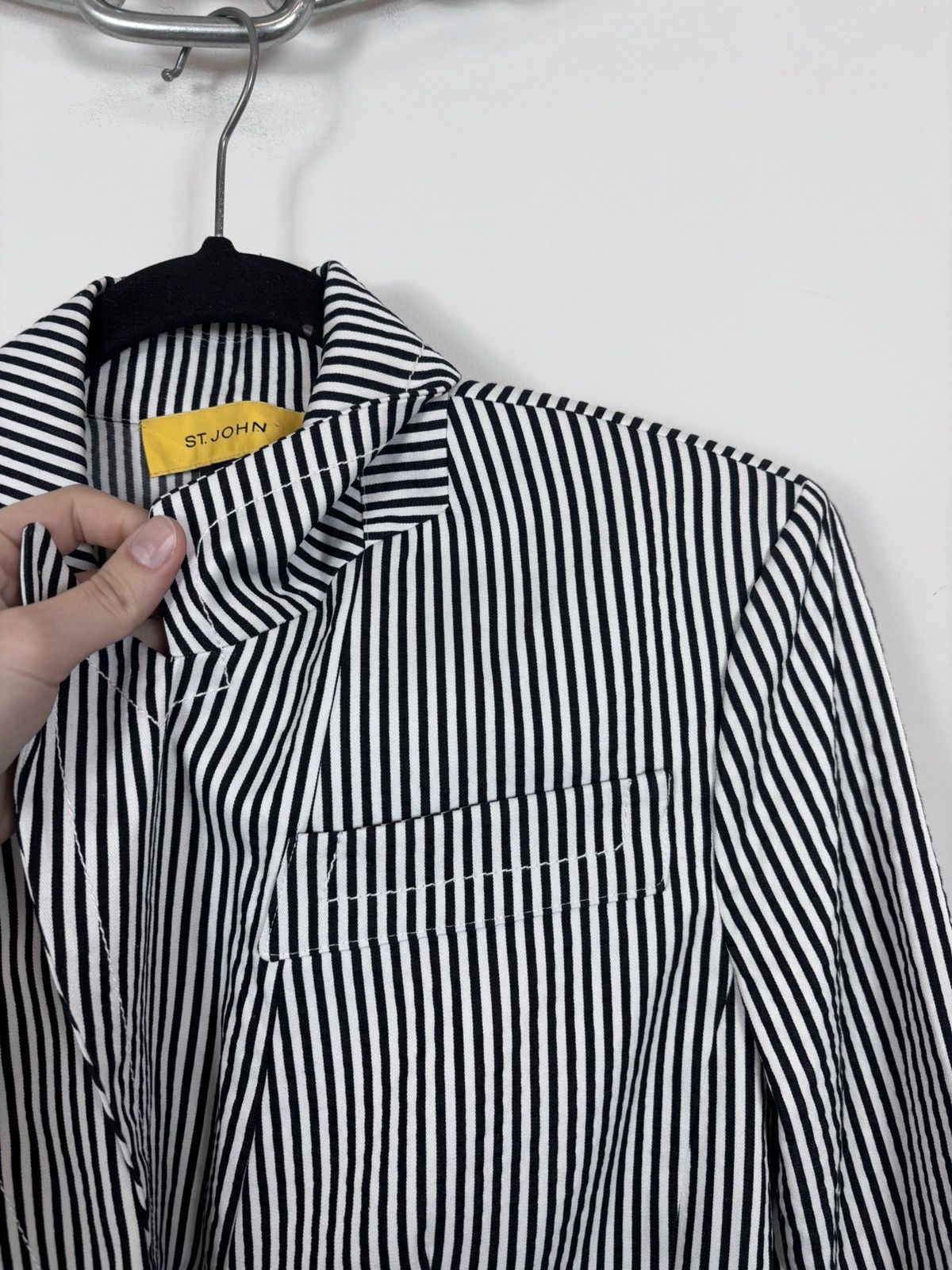 St. John St. John Women’s White/Black Striped Blazer Jacket Size S / US 4 / IT 40 - 5 Thumbnail