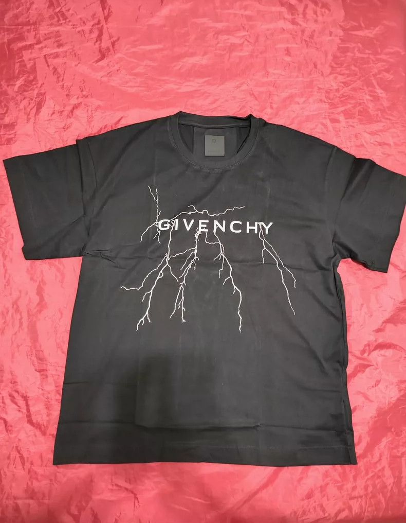 Givenchy Givenchy 2024ss New Black Short Sleeve Lightning Reflectiv Size US M / EU 48-50 / 2 - 1 Thumbnail