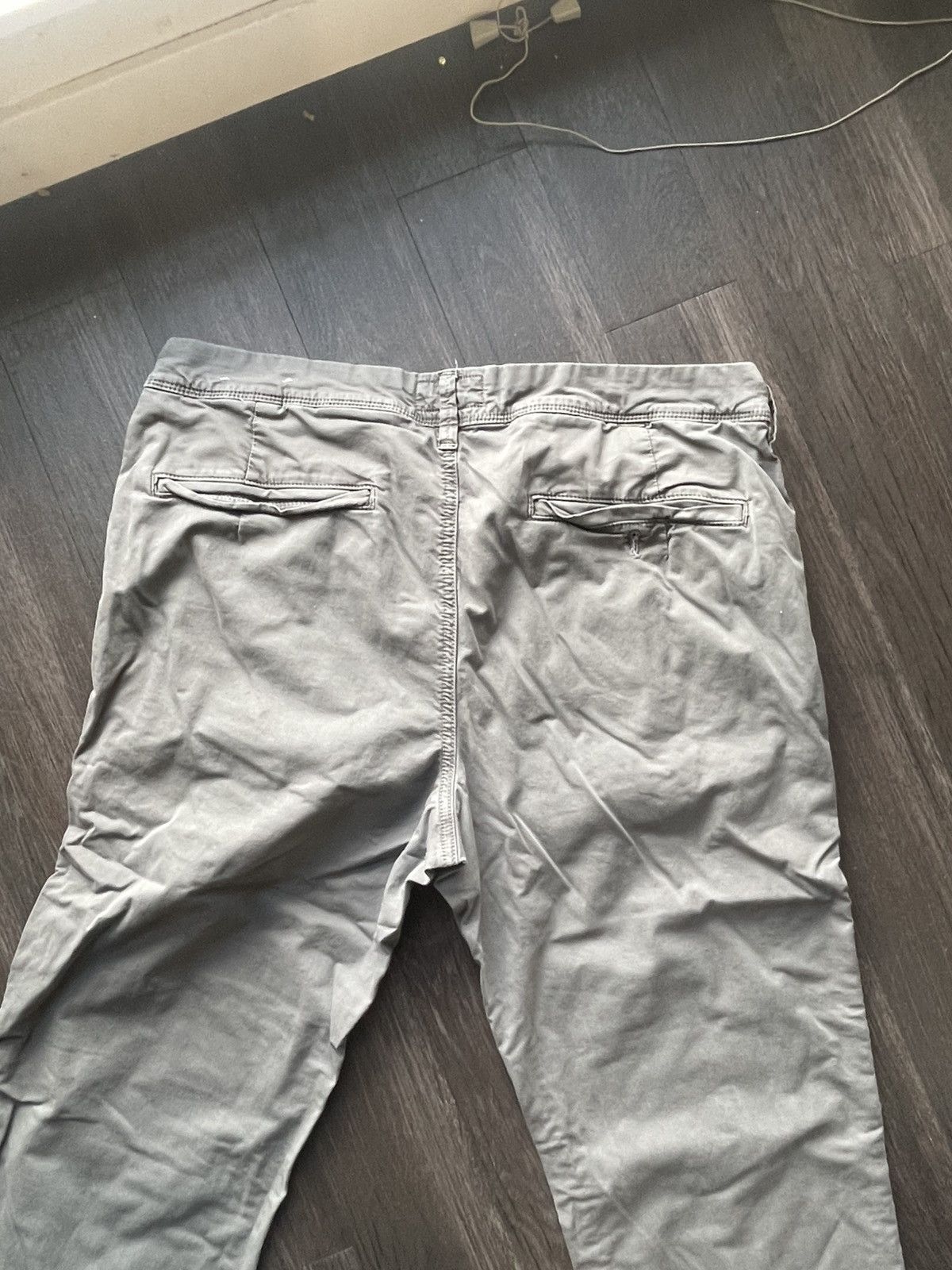 American Eagle Outfitters Minimalist grey cargo pants Size US 30 / EU 46 - 4 Thumbnail