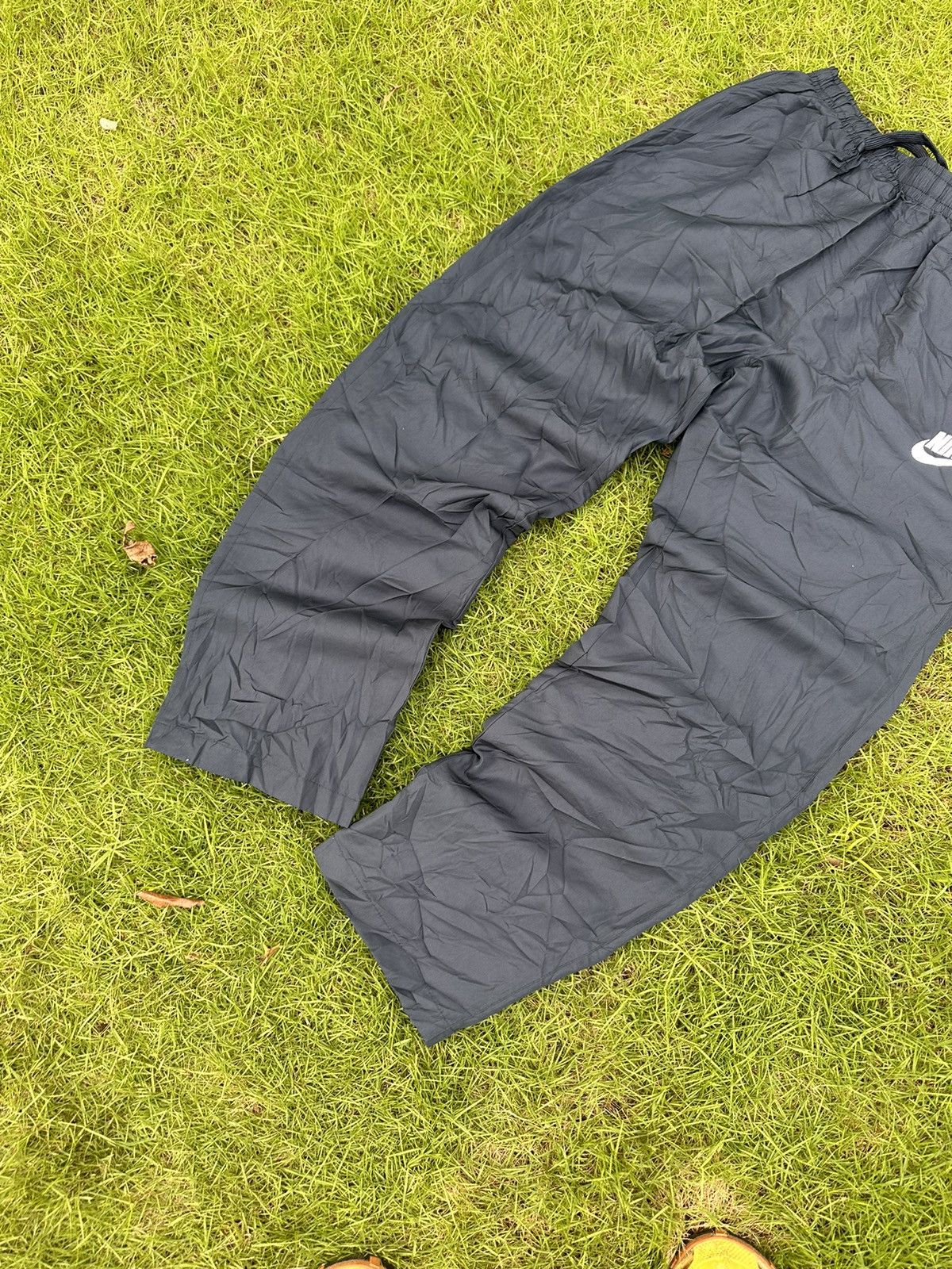 Nike × Vintage NIKE VINTAGE BIG LOGO STREETWEAR SWEATPANTS Size US 34 / EU 50 - 3 Thumbnail